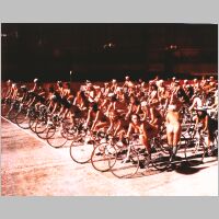 Queen_Jazz_bike_race_poster.jpg
